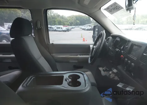 2008 Chevrolet Silverado 2500Hd Work Truck z USA, uszkodzony, nr VIN 1GCHK236X8F202149